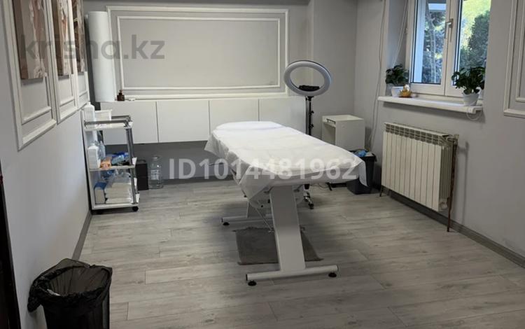 Салоны красоты · 20 м² за 100 000 ₸ в Алматы, Бостандыкский р-н — фото 2