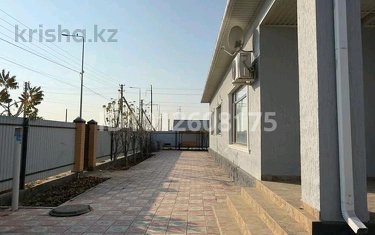 Отдельный дом · 4 комнаты · 300 м² · 9 сот., мкр Жулдыз, Кажел Сариев 7 за 65 млн ₸ в Атырау — фото 2