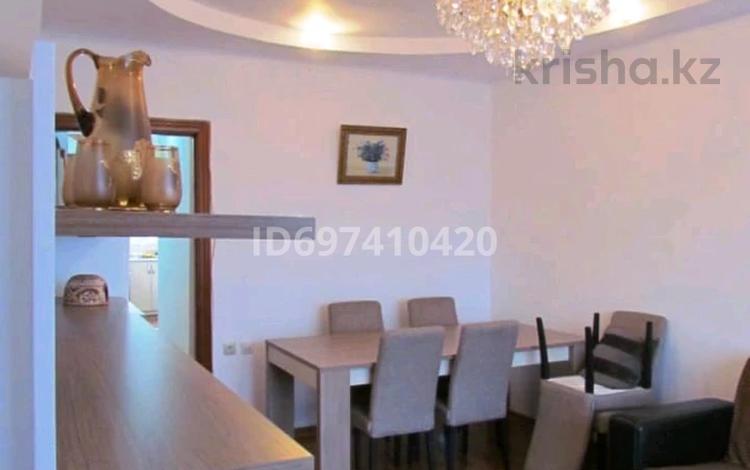 3-комнатная квартира · 83 м² · 2/5 этаж, Богенбай батыра 297 — Розыбакиева за 61 млн 〒 в Алматы, Алмалинский р-н — фото 6