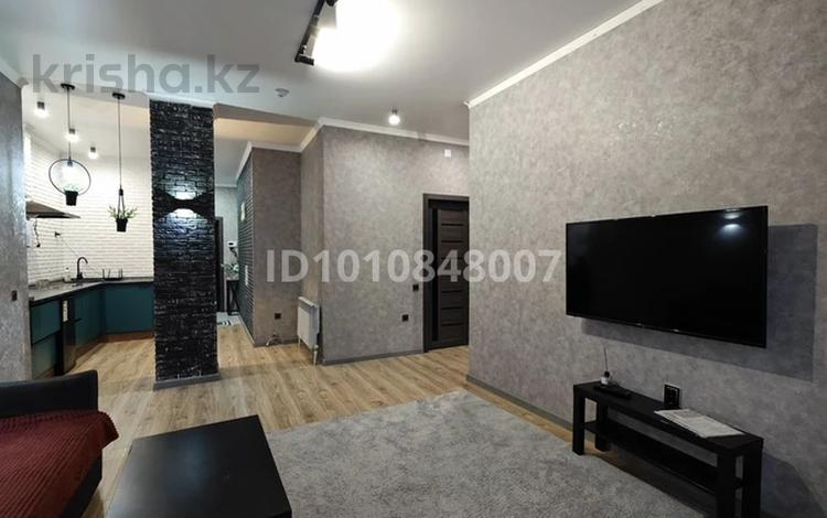 3-комнатная квартира · 110 м², мкр Новый Город, Комиссарова 10/3 — 45-й,1000 мелочей за ~ 51.9 млн ₸ в Караганде, Казыбек би р-н — фото 2