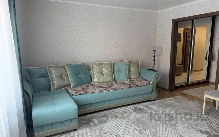 1-комнатная квартира · 50 м² · 1/5 этаж, Валиханова за 24.5 млн ₸ в Петропавловске — фото 11