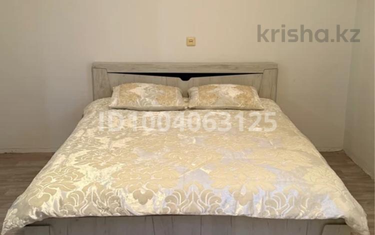 1-комнатная квартира · 50 м² · 2/5 этаж, 15-й мкр 45 — Напротив Амфитеатра за 10 000 ₸ в Актау — фото 4