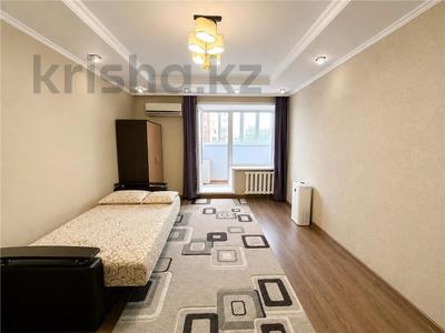 3-комнатная квартира · 80.8 м² · 3/5 этаж, мкр Михайловка , Касыма Аманжолова 59 за 35 млн ₸ в Караганде, Казыбек би р-н