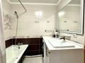 3-бөлмелі пәтер · 80.8 м² · 3/5 қабат, мкр Михайловка , Касыма Аманжолова 59, бағасы: 35 млн ₸ в Караганде, Казыбек би р-н — фото 16