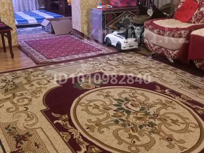 Отдельный дом · 4 комнаты · 100 м² · 10 сот., Ашекеева 54 — Жуматаева за 250 000 ₸ в 