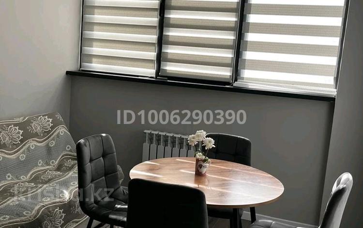 2-комнатная квартира · 45 м² · 1/17 этаж, Утепова 20 за 350 000 ₸ в Алматы, Бостандыкский р-н — фото 2