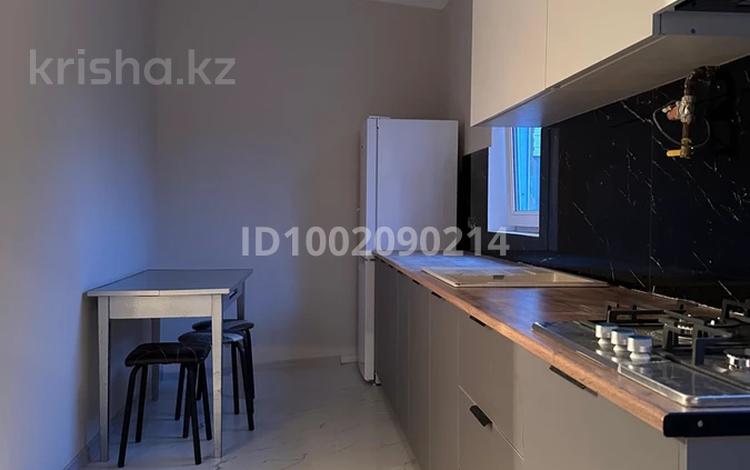 2-бөлмелі пәтер · 50 м² · 1 қабат, Шахтинская — Рядом с халык ареной, бағасы: 250 000 ₸ в Алматы, Медеуский р-н — фото 3
