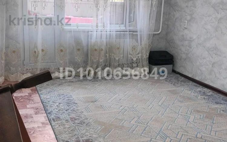 1-комнатная квартира · 45 м² · 3/5 этаж, мкр Мынбулак 10 за 10 млн ₸ в Таразе — фото 2