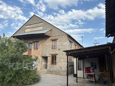 Отдельный дом · 10 комнат · 110 м² · 7 сот., Сұлтанбек Қожанов 83а — Бывшая 1-о майская улица (возле автомойки) за 35 млн 〒 в Туркестане