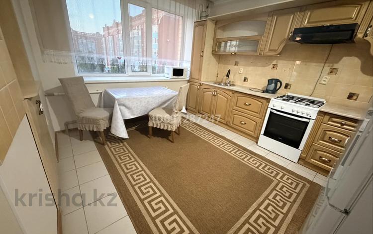 2-комнатная квартира · 70 м² · 5/5 этаж, мкр. Алтын орда, Батыс 2 50 — Капитал плаза за 200 000 ₸ в Актобе — фото 8