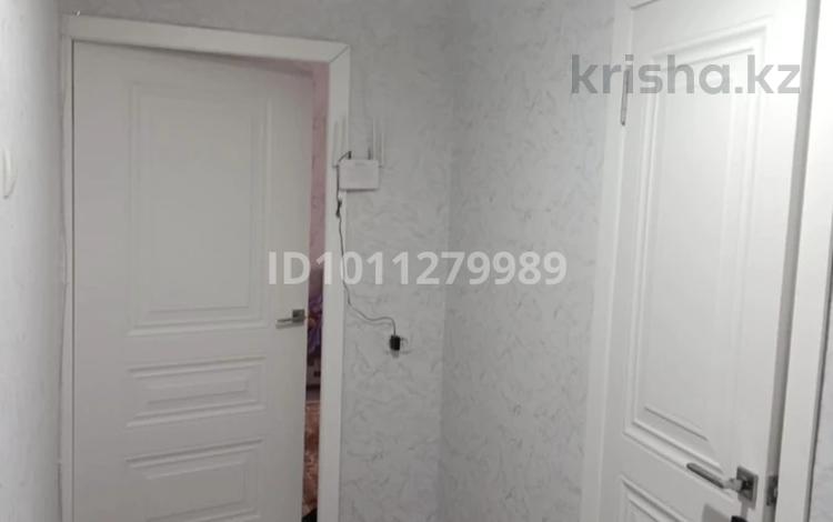 1-комнатная квартира · 37 м² · 5/5 этаж, мкр Алатау 33 — Остановка Аптека, поликлиника 4 за 8.5 млн ₸ в Таразе — фото 2