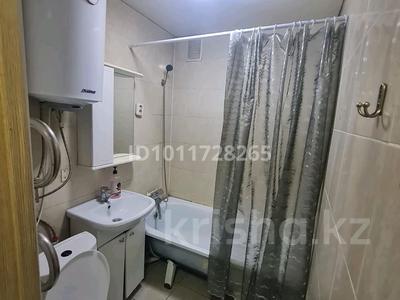 3-бөлмелі пәтер · 56 м² · 1/5 қабат, Просп. Нуркена Абдирова 24, бағасы: 15 000 ₸ в Караганде, Казыбек би р-н