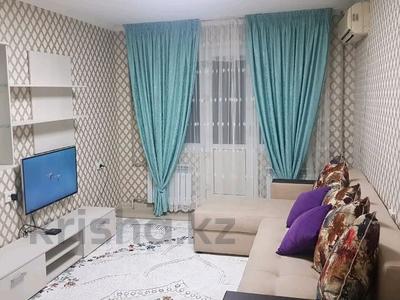 2-комнатная квартира, 52 м², 2/5 этаж, мкр Малый Самал, Ильяева 22 за 20 млн 〒 в Шымкенте, Аль-Фарабийский р-н