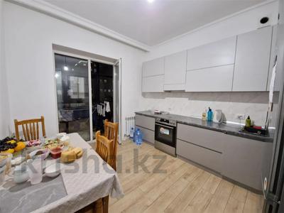 2-бөлмелі пәтер, 60 м², 3/5 қабат, мкр Юго-Восток, Муканова, бағасы: 30 млн 〒 в Караганде, Казыбек би р-н