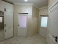 2-комнатная квартира · 68 м² · 6/9 этаж, мкр Нурсая, Таумуш Жумагалиев 10 — Новый Модерн Сити Жумагалиева 10 за 18 000 ₸ в Атырау — фото 13