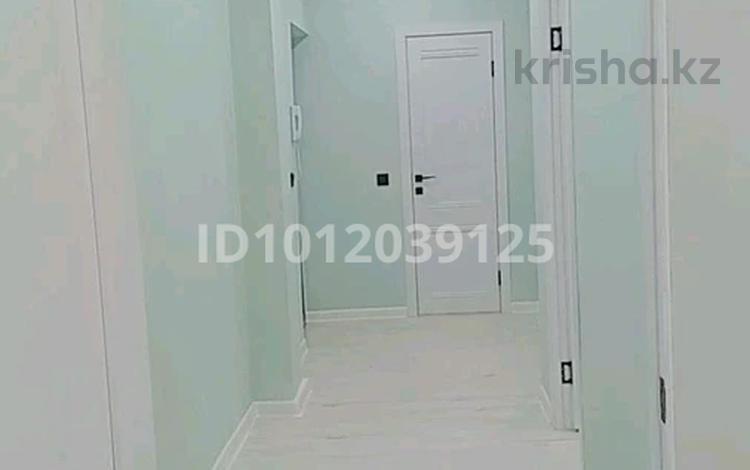 2-комнатная квартира · 65 м² · 3/5 этаж, Мкр. Нурсая 105 за 26 млн ₸ в Атырау, мкр Авангард-2 — фото 2