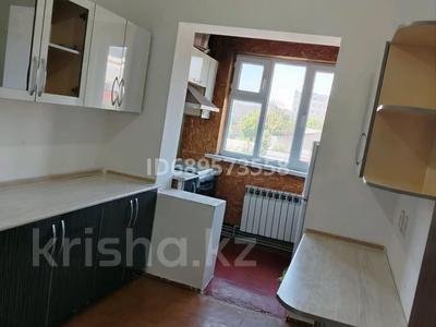 2-комнатная квартира · 62 м² · 5/5 этаж, 16-й микрорайон, Рысқұлова 12 — Рысқұлова, Гипер хаустың арты 12ші дом за 150 000 ₸ в Шымкенте, Аль-Фарабийский р-н