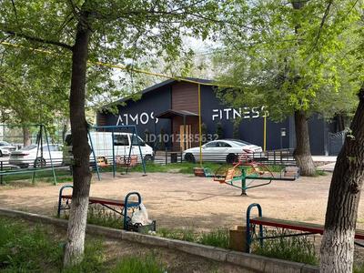 2-бөлмелі пәтер · 54 м² · 2/5 қабат, ул. Айтеке би 1, бағасы: 250 000 ₸ в Таразе