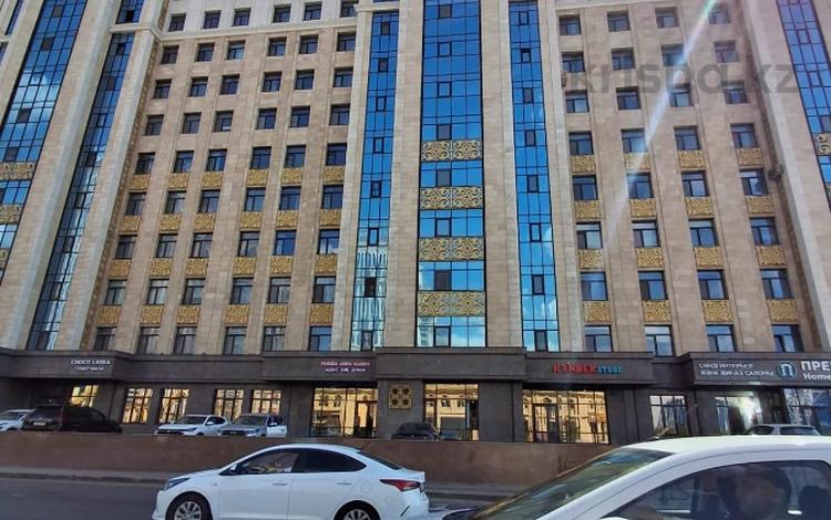 3-комнатная квартира · 72.3 м² · 13/14 этаж, Жумекен Нажимеденов 12 за 43.5 млн ₸ в Астане, Сарайшык р-н — фото 2