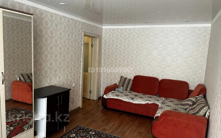 1-комнатная квартира · 40 м² · 1/5 этаж, Юности 55 за 100 000 ₸ в Семее — фото 2