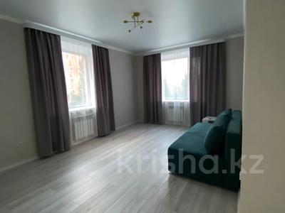 2-бөлмелі пәтер · 57 м² · 2/9 қабат, Наримановская 64/1 — Поликлиника Жемчужина, бағасы: 20 000 〒 в Костанае