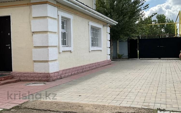 Жеке үй · 4 бөлме · 160 м² · 11 жүзд., Кенесары хана 1, бағасы: 70 млн ₸ в Астане — фото 2