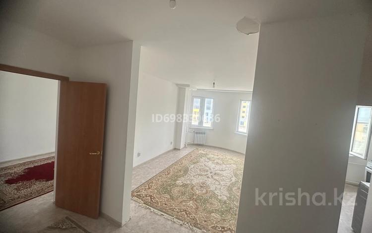 2-комнатная квартира, 50 м², 3/5 этаж помесячно, 33-й мкр 30