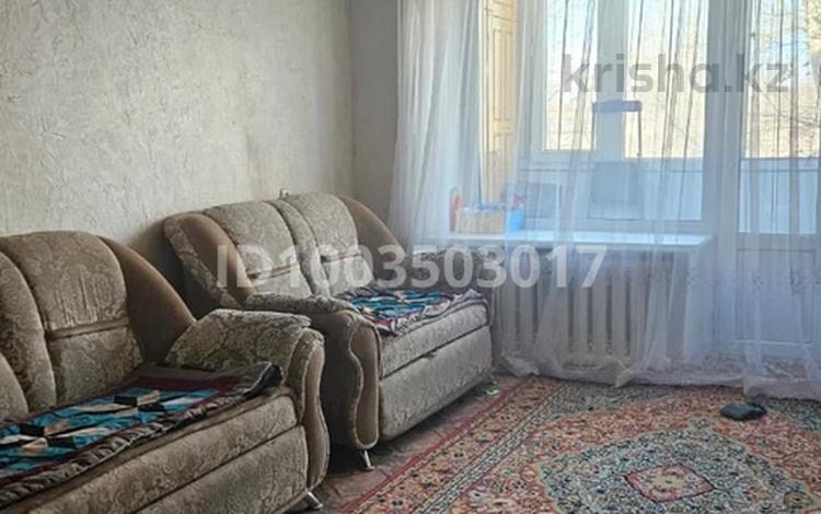 3-бөлмелі пәтер · 57.5 м² · 2/5 қабат, Каржаубайлы 243, бағасы: 18.5 млн ₸ в Семее — фото 2