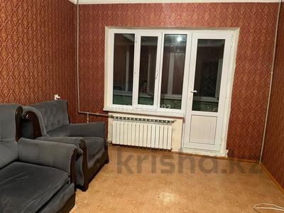 3-бөлмелі пәтер · 70 м², мкр Север 27 — Абдурахман магазин, бағасы: 170 000 ₸ в Шымкенте, Аль-Фарабийский р-н