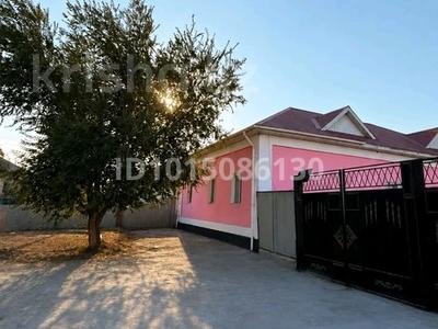 Жеке үй · 5 бөлме · 200 м² · 10 жүзд., Акселеу 3, бағасы: 25 млн ₸ в 