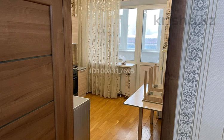 1-комнатная квартира · 45 м² · 1/7 этаж, мкр. Алтын орда, Алия Молдагулова 40 кор 1 — За гипермаркетом Дина за 23.5 млн ₸ в Актобе — фото 2