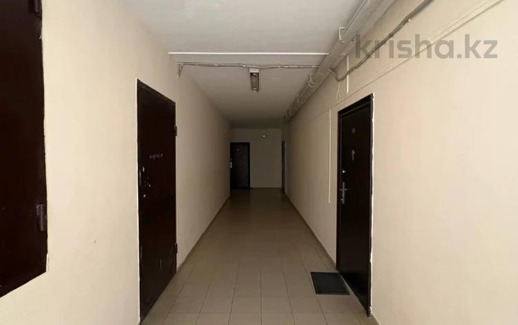 2-бөлмелі пәтер · 68.5 м² · 8/8 қабат, Алии Молдагуловой, бағасы: 20.5 млн ₸ в Актобе — фото 2
