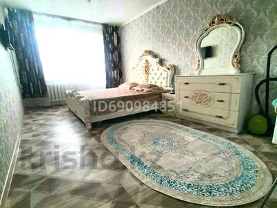 1-комнатная квартира · 34 м² · 3/5 этаж, Мухит 127 — Мухит д.127 за 10 000 ₸ в Уральске