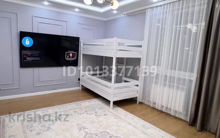 2-комнатная квартира · 60 м² · 3/9 этаж, А 91 16 — Ахмет Байтұрсынұлы за 37.5 млн ₸ в Астане, Сарайшык р-н — фото 2