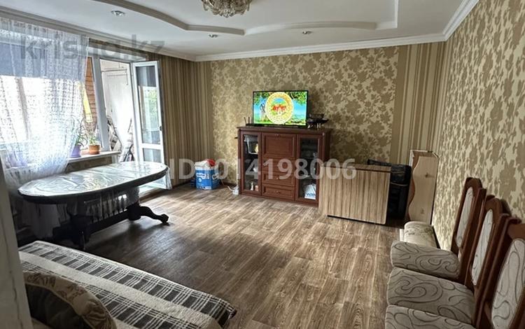 3-комнатная квартира · 68 м² · 4/9 этаж, мкр Юго-Восток, шахтёров 7 за 30 млн ₸ в Караганде, Казыбек би р-н — фото 2