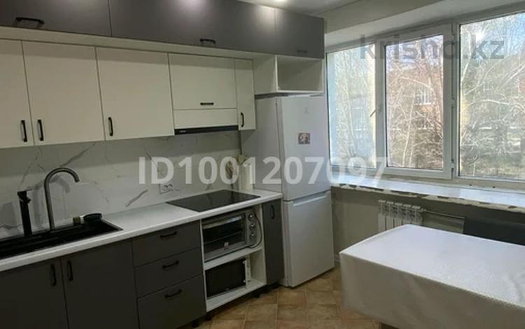 4-бөлмелі пәтер · 100 м² · 3/5 қабат, Абая 86, бағасы: 13.5 млн ₸ в Риддере — фото 2