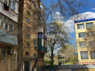 2-бөлмелі пәтер · 45 м² · 3/5 қабат, Абулхайр хана — Электрон супермаркет Дина, бағасы: 14.5 млн ₸ в Актобе