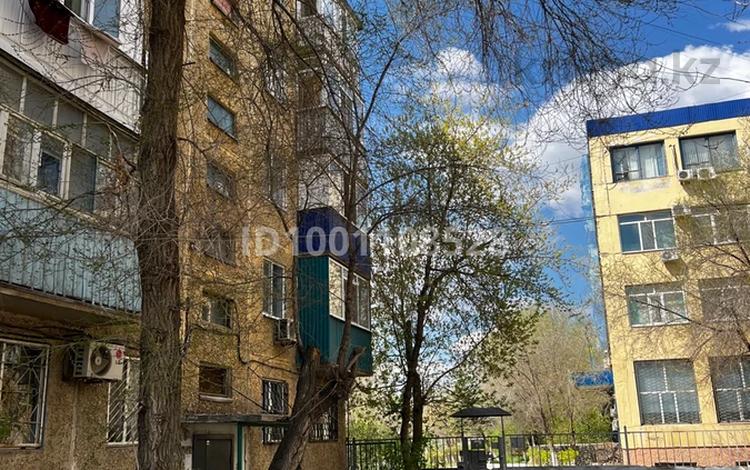 2-бөлмелі пәтер · 45 м² · 3/5 қабат, Абулхайр хана — Электрон супермаркет Дина, бағасы: 14.5 млн ₸ в Актобе — фото 2