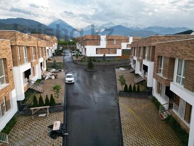 Отдельный дом · 5 комнат · 191.1 м² · 1 сот., мкр Нур Алатау 12 — Звездная за 139.5 млн 〒 в Алматы, Бостандыкский р-н