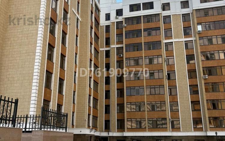 3-бөлмелі пәтер · 70 м² · 5/9 қабат, Чингиза Айтматова 33 — Сыганак, бағасы: 44 млн ₸ в Астане, Есильский р-н — фото 2