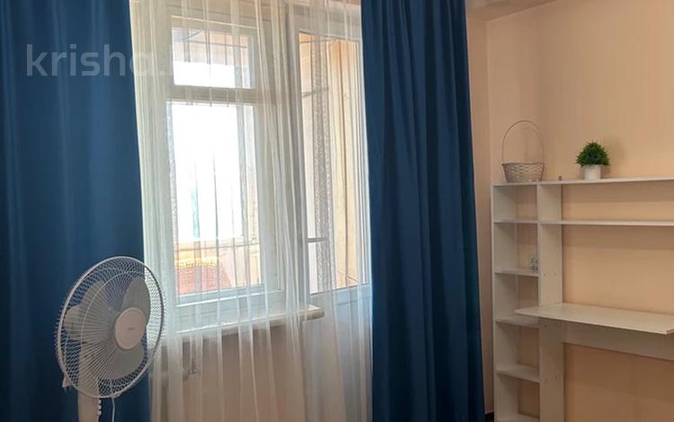 1-бөлмелі пәтер · 36 м² · 1/5 қабат, мкр Коктем-1 — Жарокова Жандосова, бағасы: 10 000 ₸ в Алматы, Бостандыкский р-н — фото 2