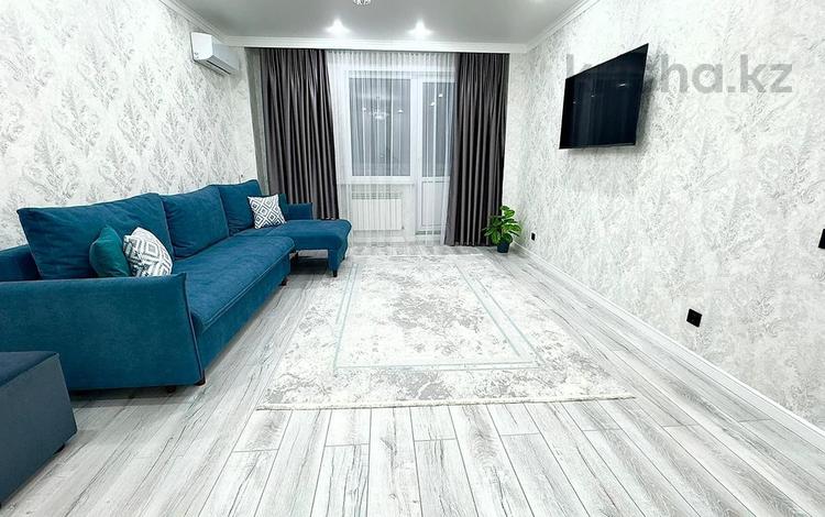 2-бөлмелі пәтер · 65 м² · 13/16 қабат, Иманова 26, бағасы: 20 000 ₸ в Астане, р-н Байконур — фото 2