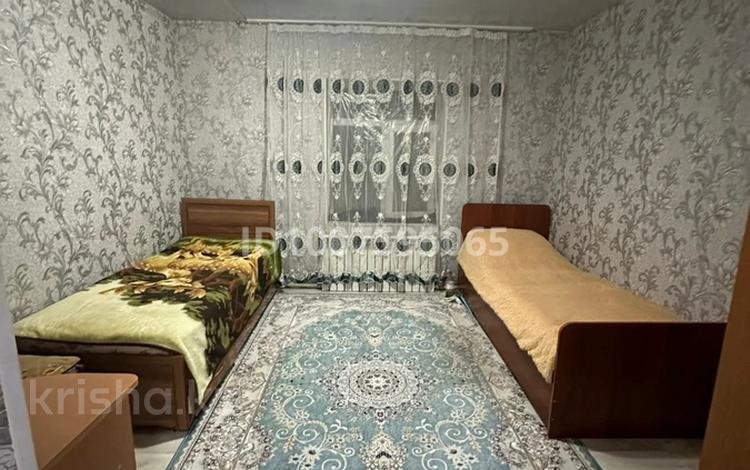 Отдельный дом · 4 комнаты · 160 м² · 8 сот., Бала -Бургем 87 за 15 млн ₸ в Кентау — фото 2