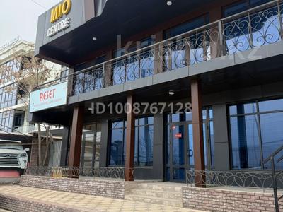 Офисы, салоны красоты, образование, развлечения · 90 м² за 300 000 ₸ в Шымкенте, Туран р-н