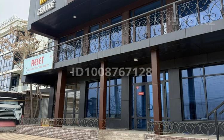 Офисы, салоны красоты, образование, развлечения · 90 м² за 300 000 ₸ в Шымкенте, Туран р-н — фото 7