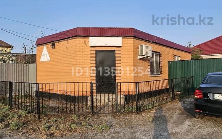 Отдельный дом · 3 комнаты · 144 м² · 10 сот., Жумыскер, 2 проезд 7б за 46 млн ₸ в Атырау — фото 2