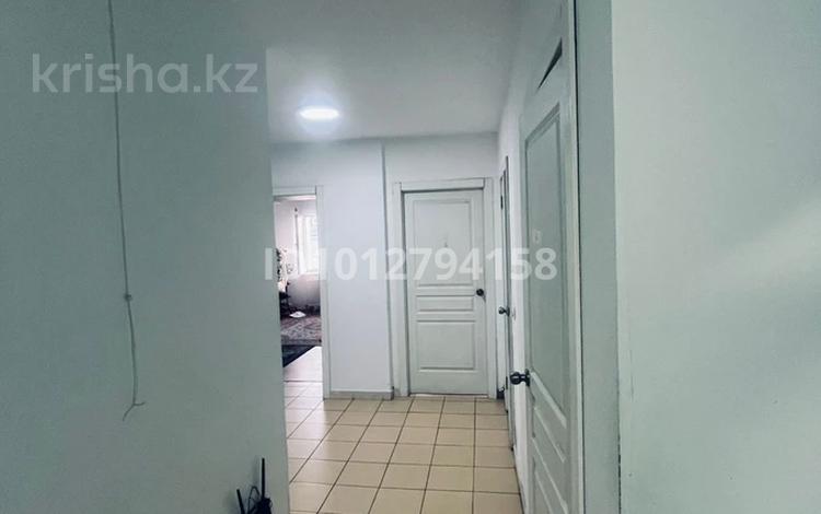 3-бөлмелі пәтер · 83.6 м² · 8/16 қабат, мкр Аккент 62, бағасы: 42 млн ₸ в Алматы, Алатауский р-н — фото 2