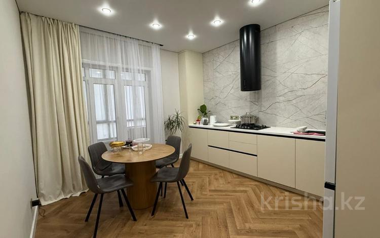 3-бөлмелі пәтер · 111 м² · 2/7 қабат, Береке 75, бағасы: 87 млн ₸ в Костанае — фото 2