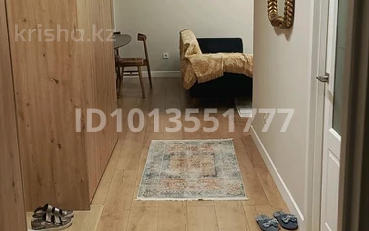 3-бөлмелі пәтер · 80 м² · 3/17 қабат, Керей и Жанибек хандар 22, бағасы: 60 млн ₸ в Астане, Есильский р-н — фото 2
