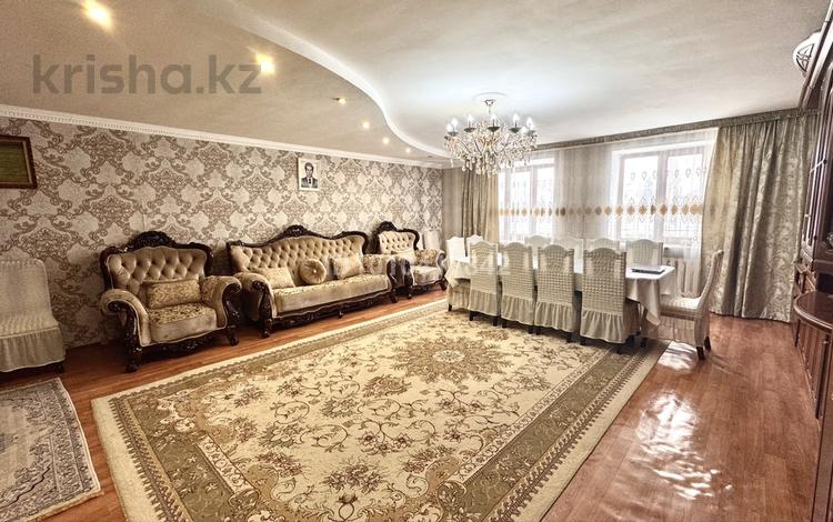 5-комнатная квартира · 156 м² · 1/9 этаж, мкр 12 58 — ТД «Аида» за 50.9 млн 〒 в Актобе — фото 2